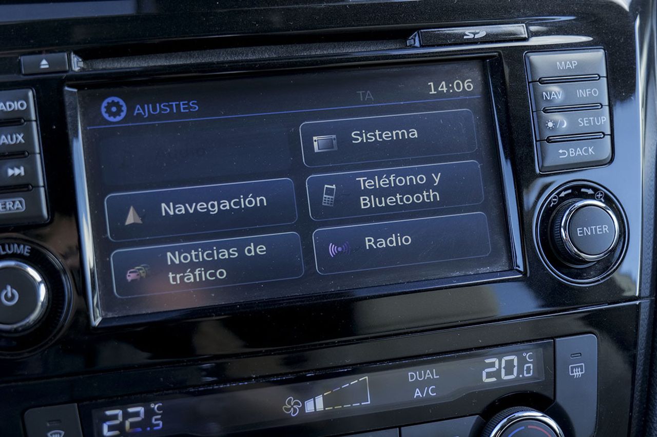 Nissan Qashqai 1.6dCi TEKNA 4x2 XTRONIC Alcantara - foto 30