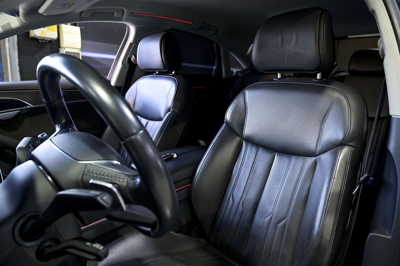 Audi A8 60 TFSIe quattro tiptronic - foto 9