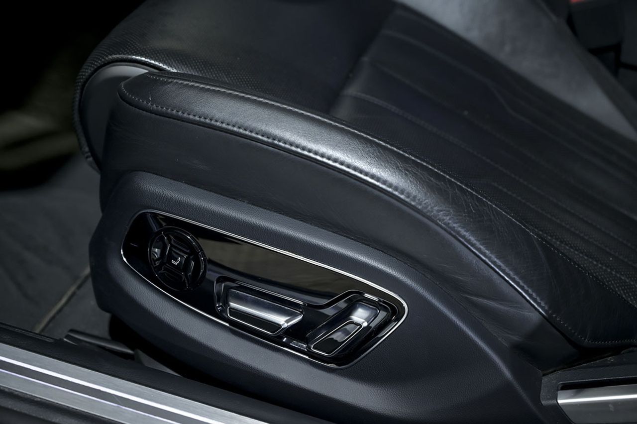 Audi A8 60 TFSIe quattro tiptronic - foto 28