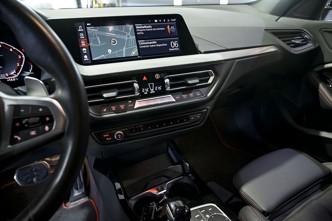 BMW Serie 1 128ti - foto 32