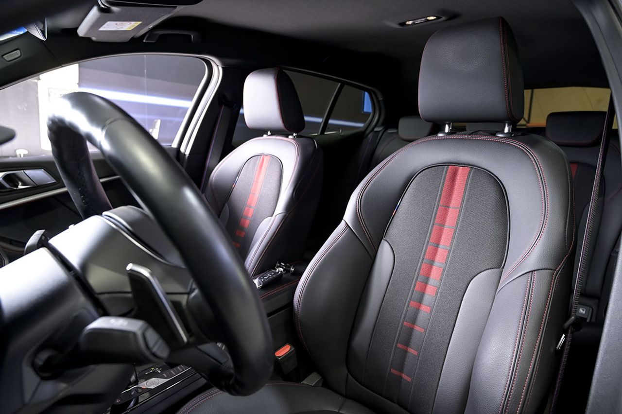 BMW Serie 1 128ti - foto 9