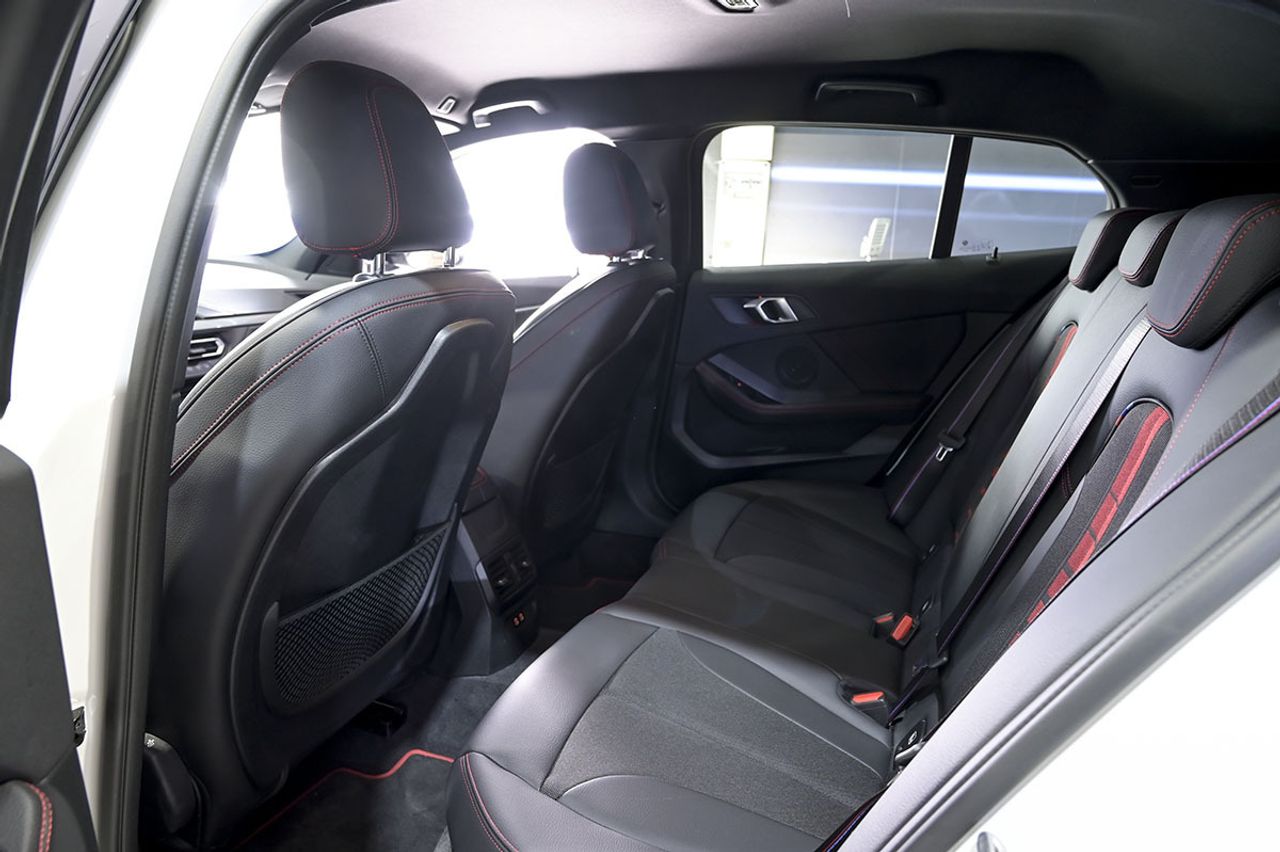 BMW Serie 1 128ti - foto 16