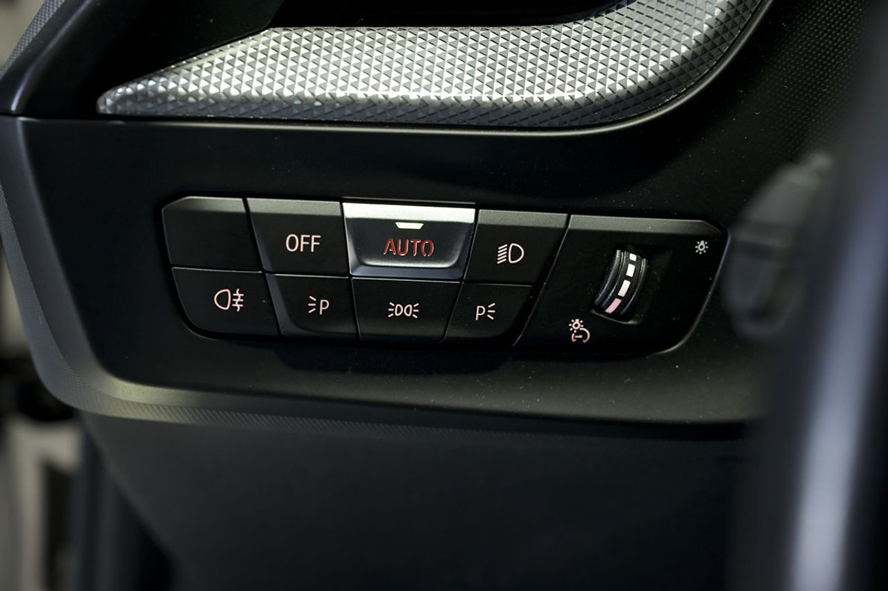 BMW Serie 1 128ti - foto 25