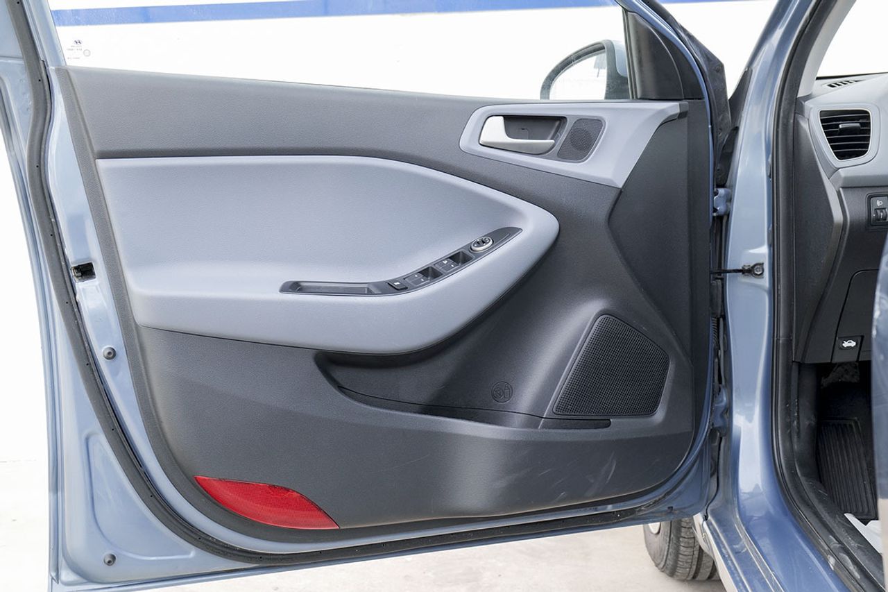 Hyundai i20 1.2 MPI Essence - foto 15