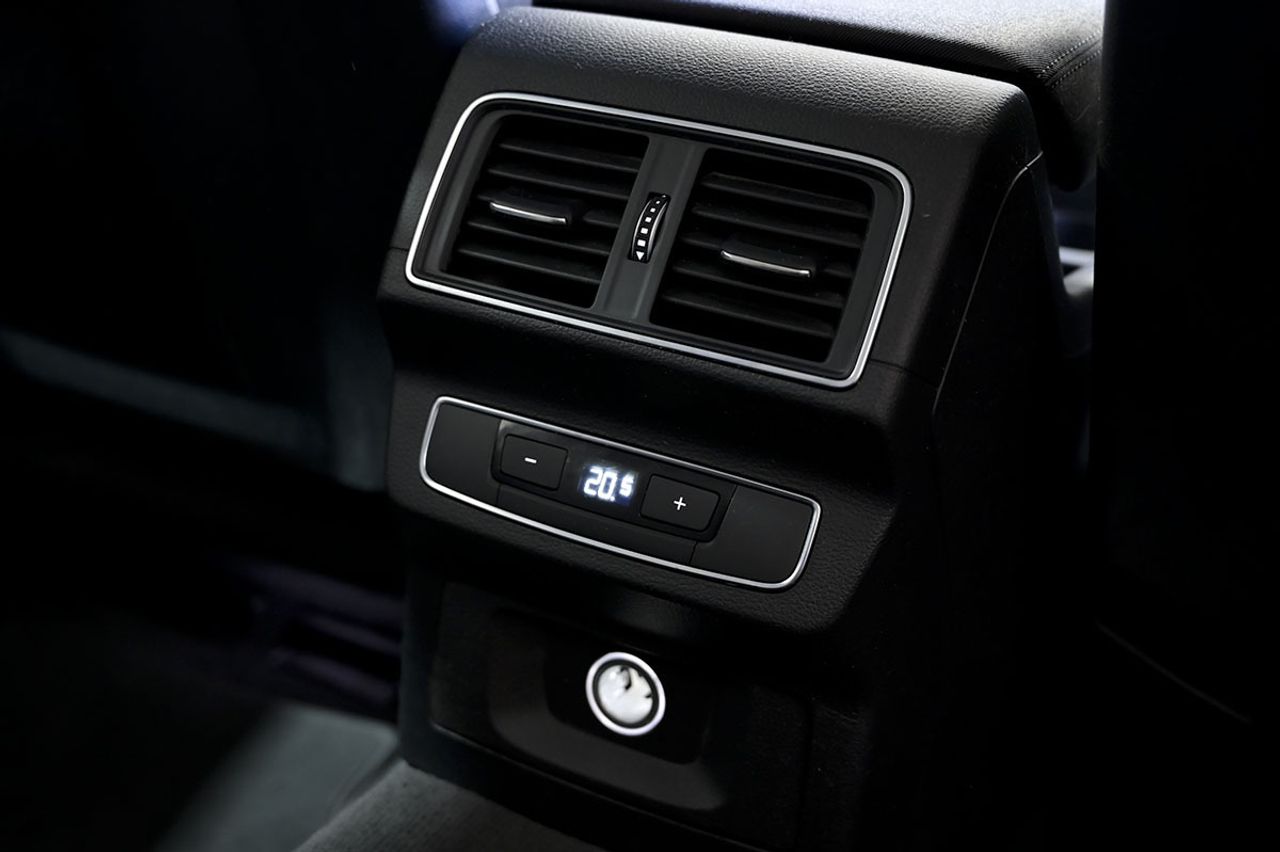 Audi Q5 Design 40 TDI 140kW quattro S tronic - foto 33