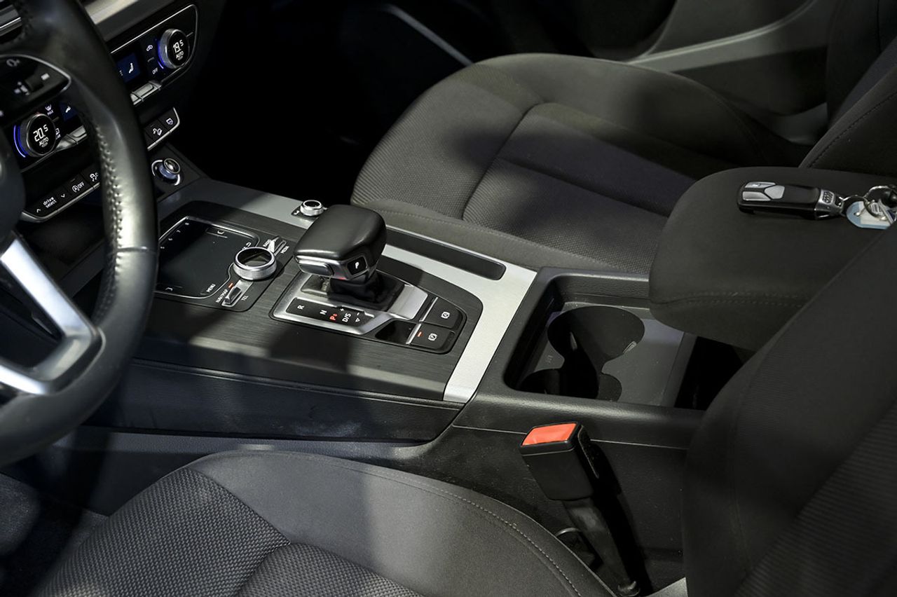 Audi Q5 Design 40 TDI 140kW quattro S tronic - foto 29