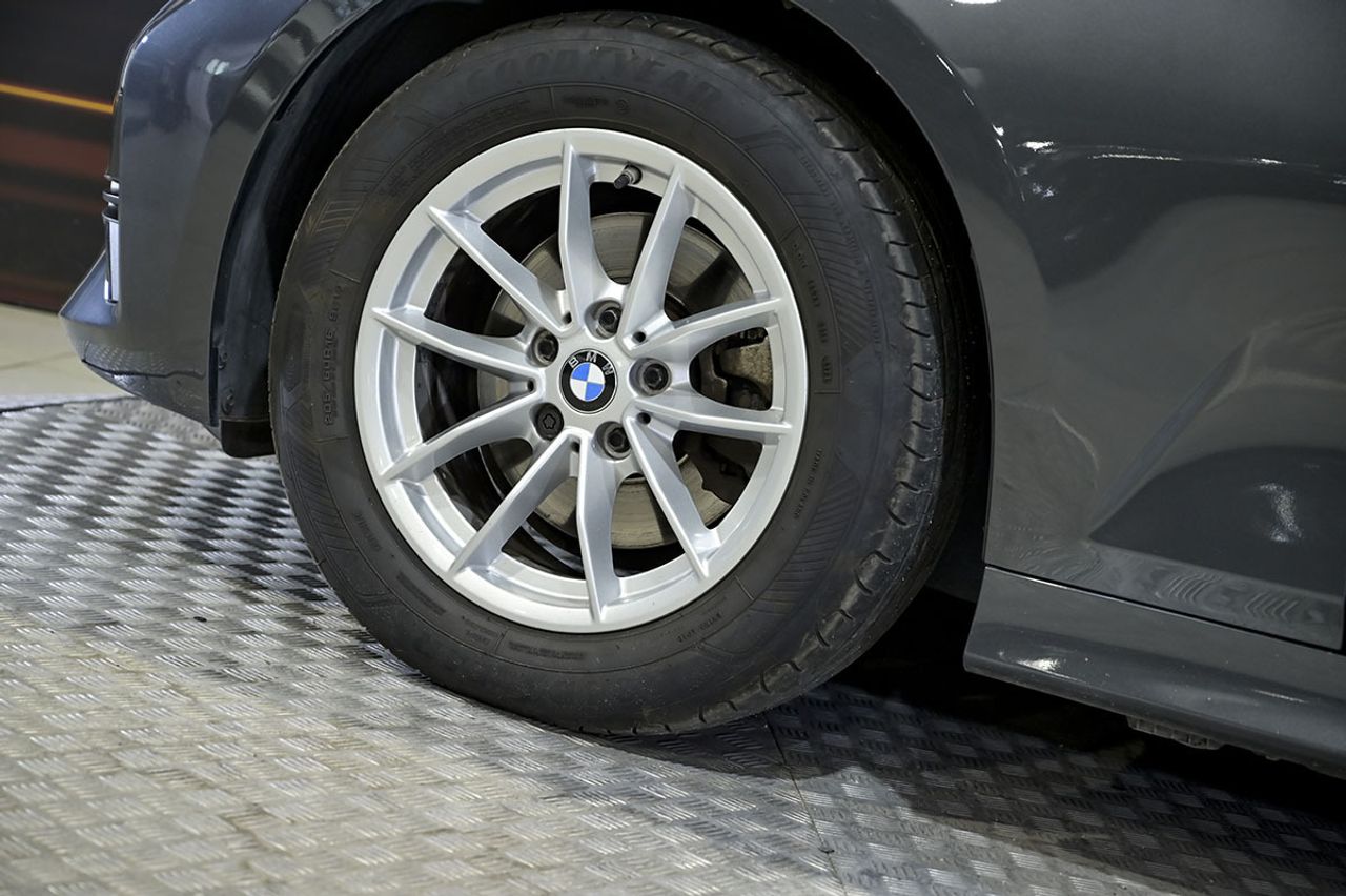 BMW Serie 3 320d Auto. - foto 12