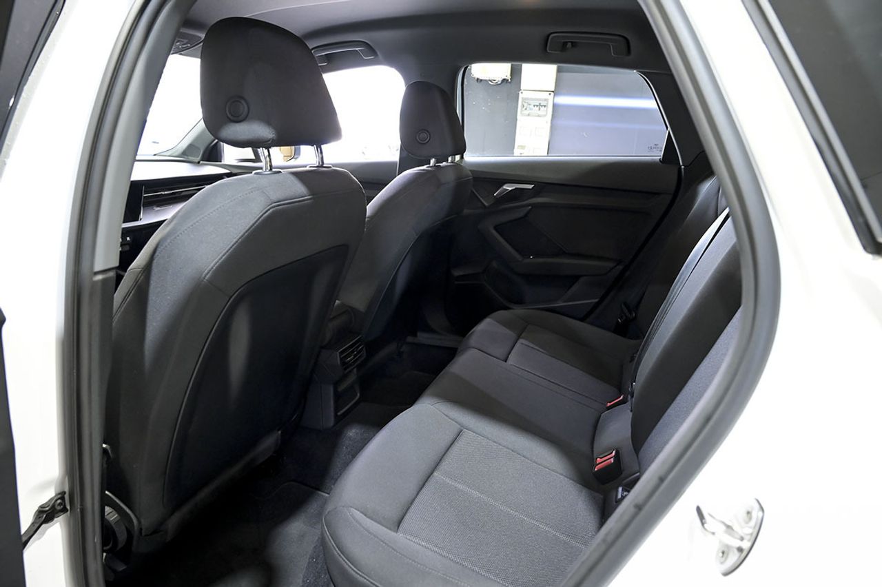 Audi A3 Sportback Advanced 30 TFSI 81kW S tronic - foto 16