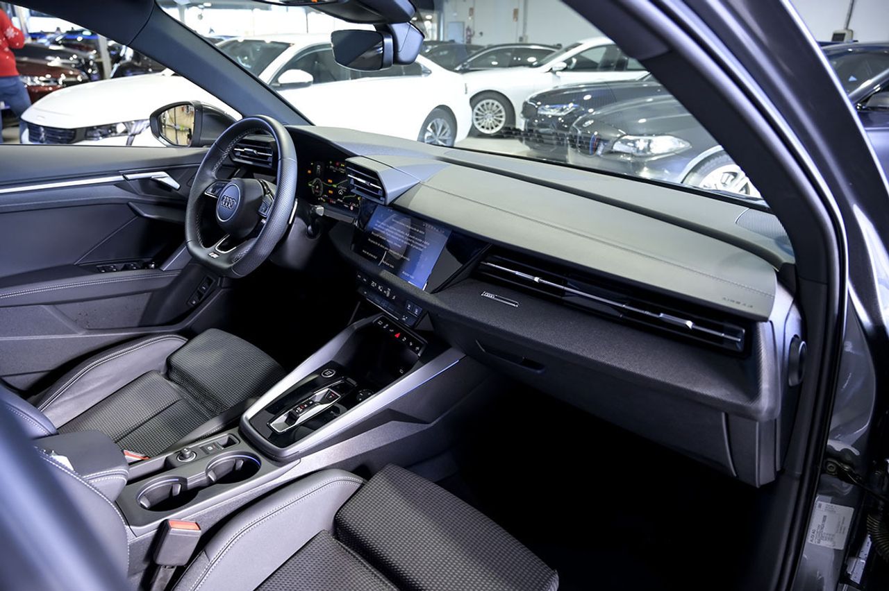 Audi A3 Sportback S line TFSI e 150kW S tronic - foto 34