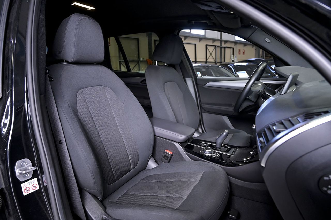 BMW X3 xDrive20d - foto 29