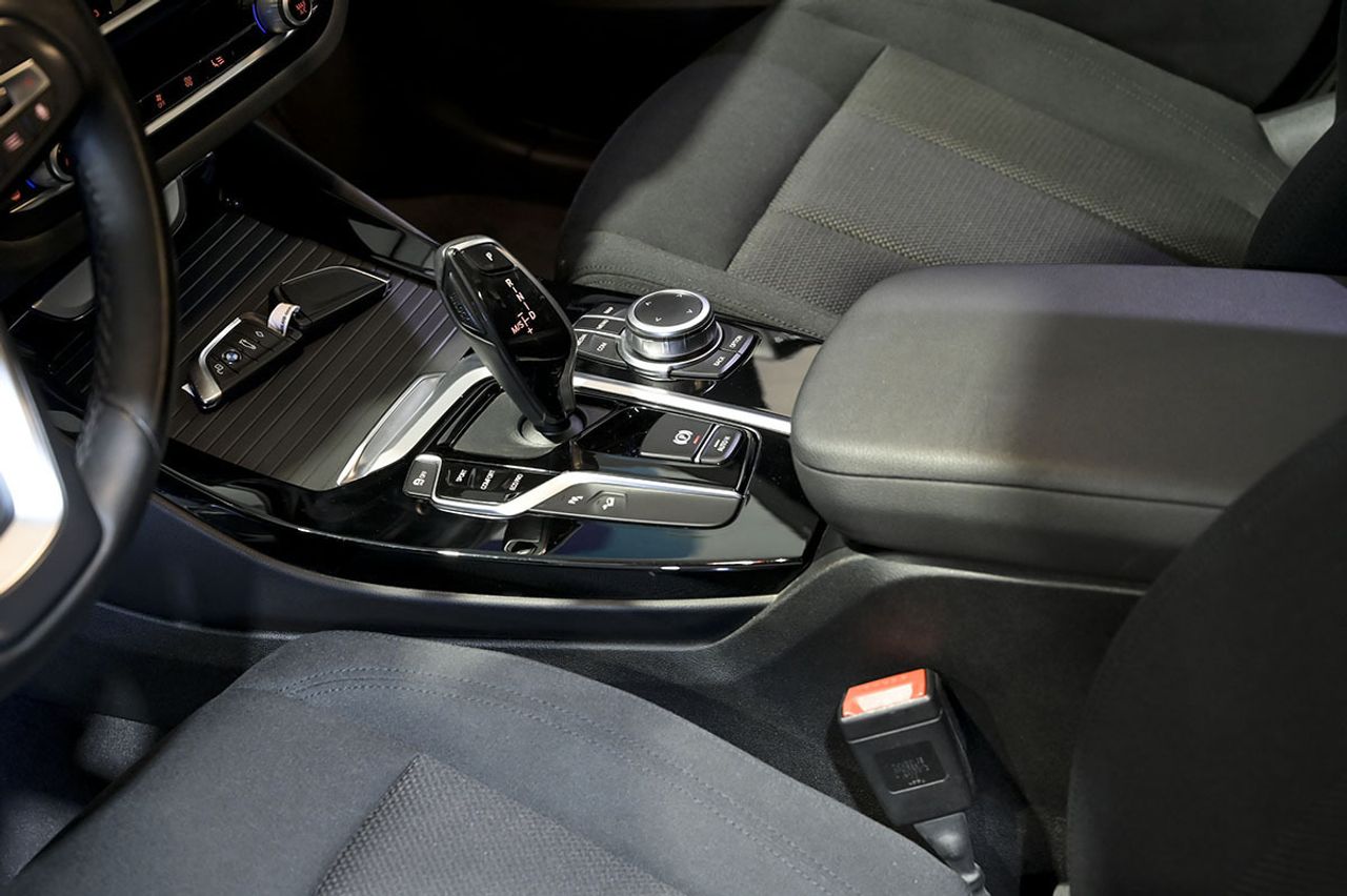 BMW X3 xDrive20d - foto 28