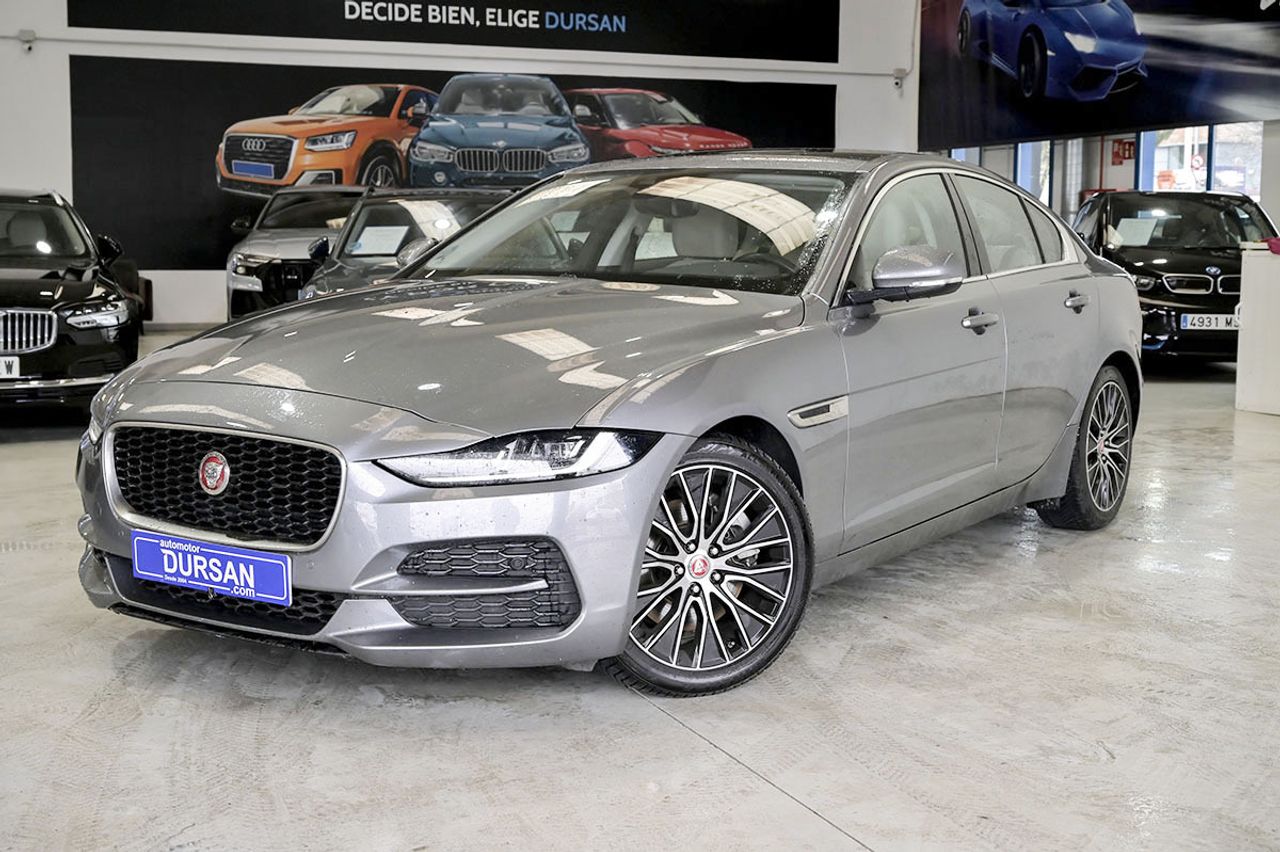 Foto jaguar xe 2019 /