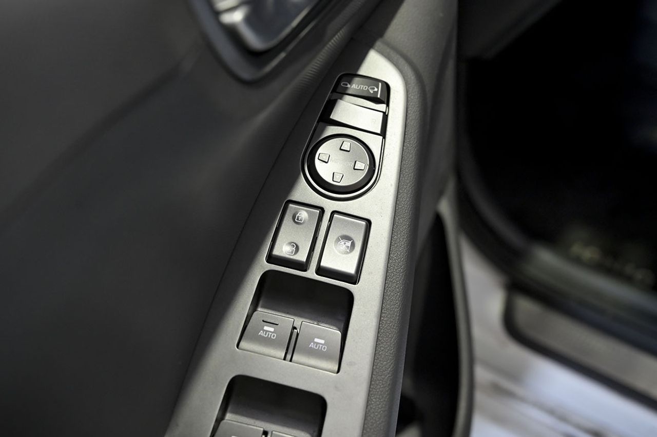 Hyundai IONIQ 1.6 GDI HEV Tecno DCT - foto 20