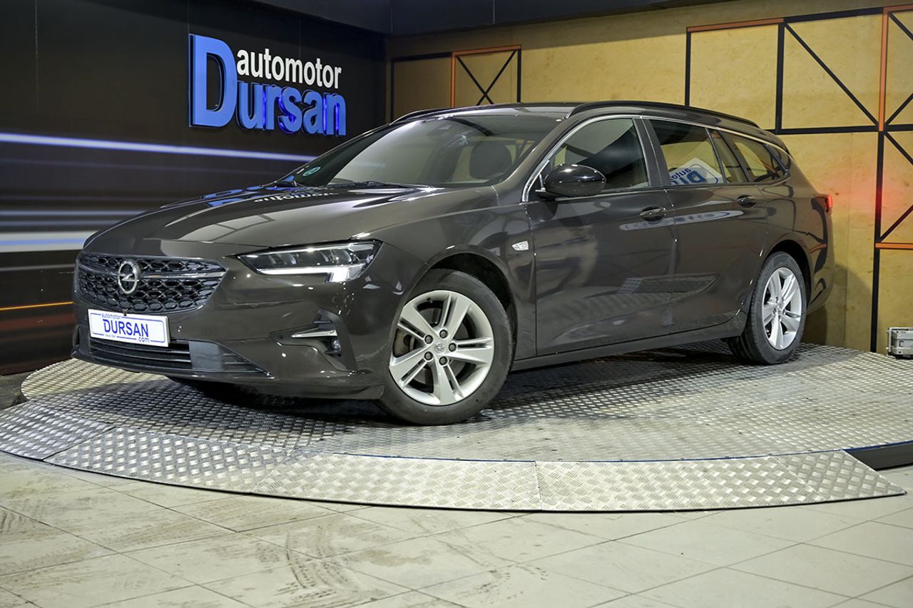 Foto opel insignia  2021 /