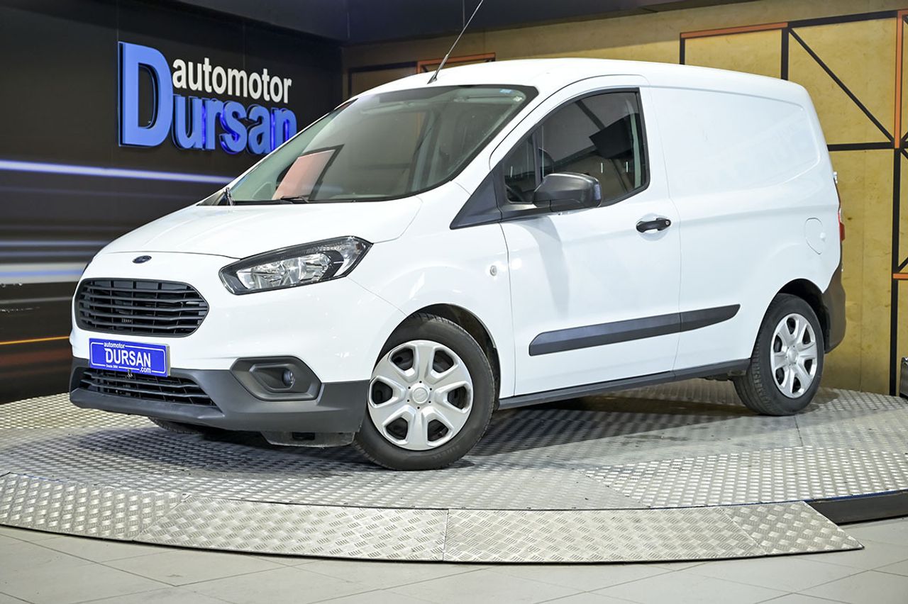 Foto ford transit courier 2021 /