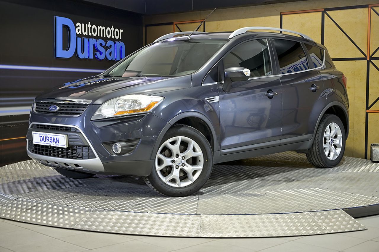 Foto ford kuga 2010 /