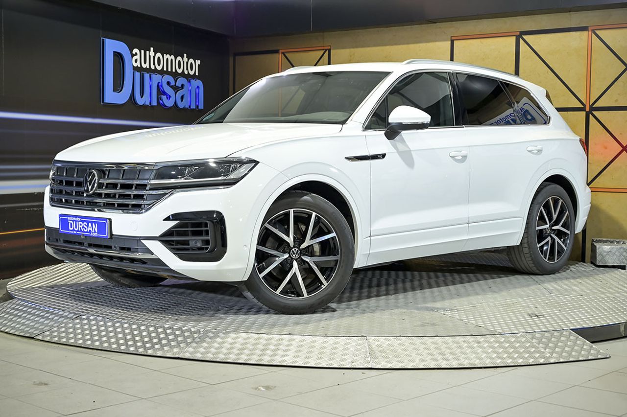 Foto volkswagen touareg 2022 /