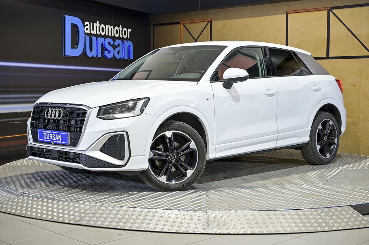 audi q2 2022 /