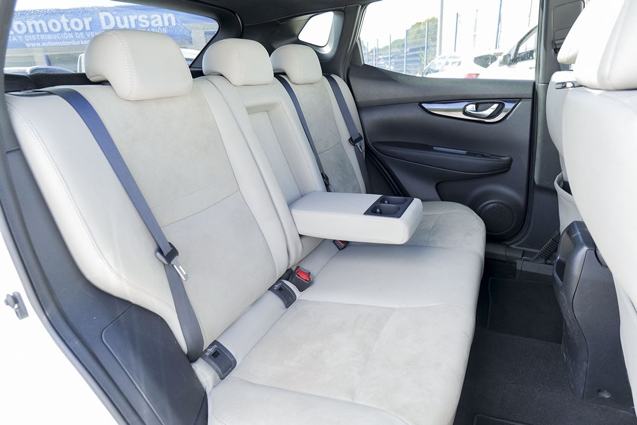 Nissan Qashqai 1.6dCi TEKNA 4x2 XTRONIC Alcantara - foto 17