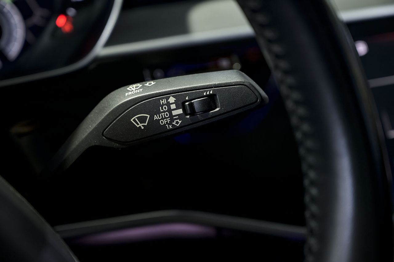 Audi A8 60 TFSIe quattro tiptronic - foto 32