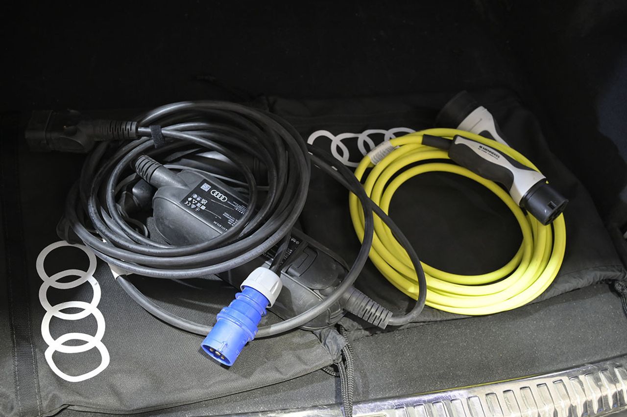 Audi Q3 45 TFSI e 180kW S tronic S Line - foto 41