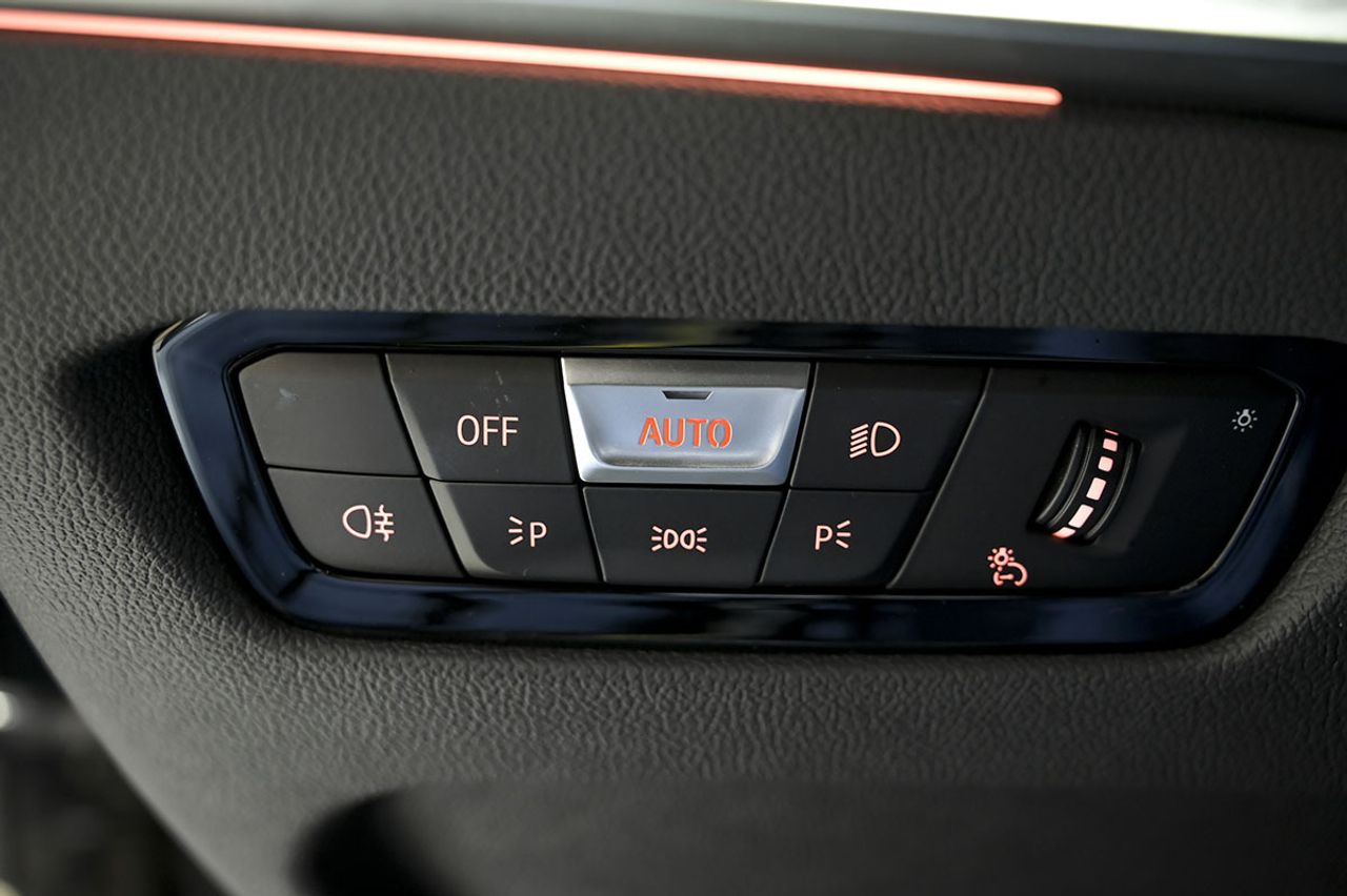 BMW Serie 3 320d Auto. - foto 23