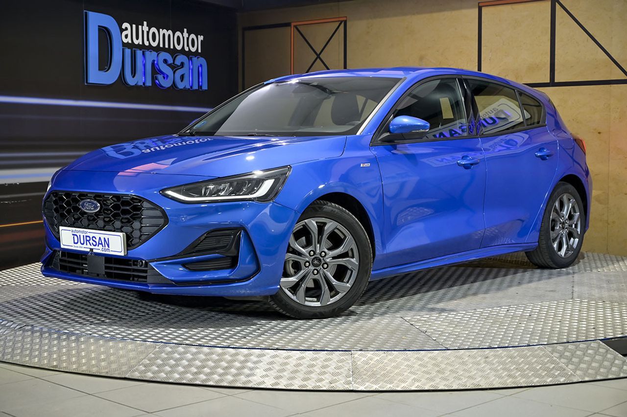 Foto ford focus 2023 /