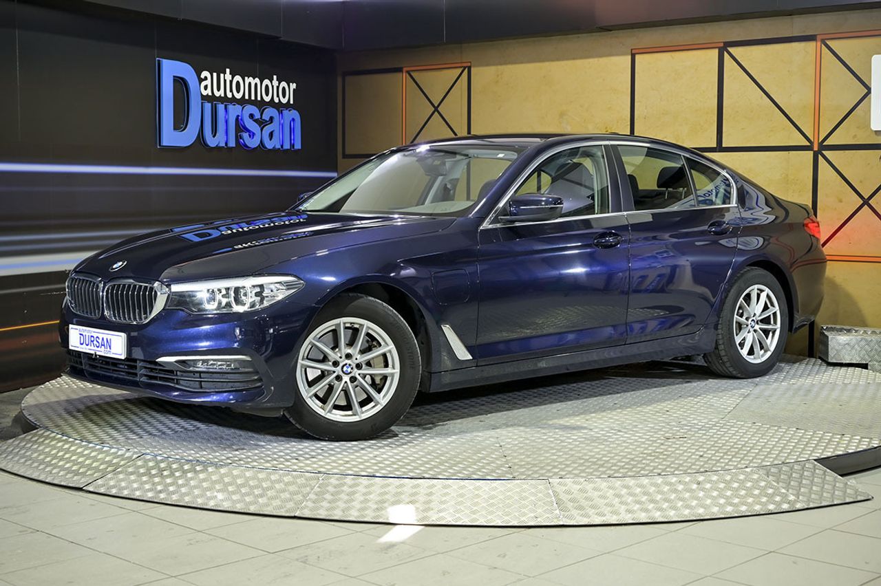 Foto bmw serie 5 2020 /