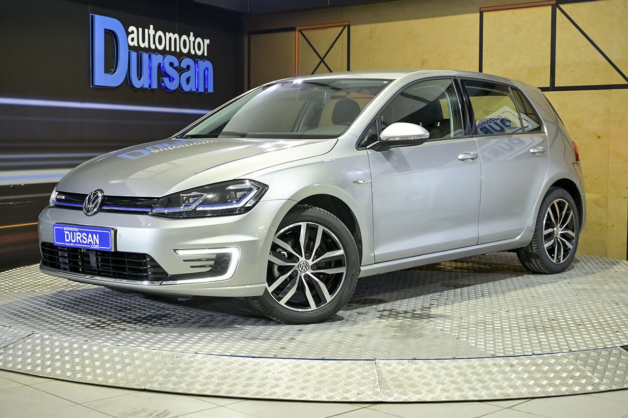 Venta sofas nuevos  de segunda mano - volkswagen golf 2020 /