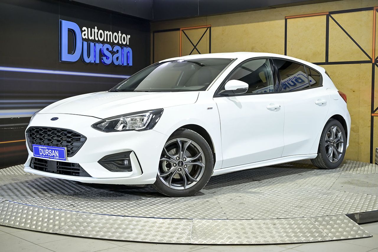 Foto ford focus 2021 /