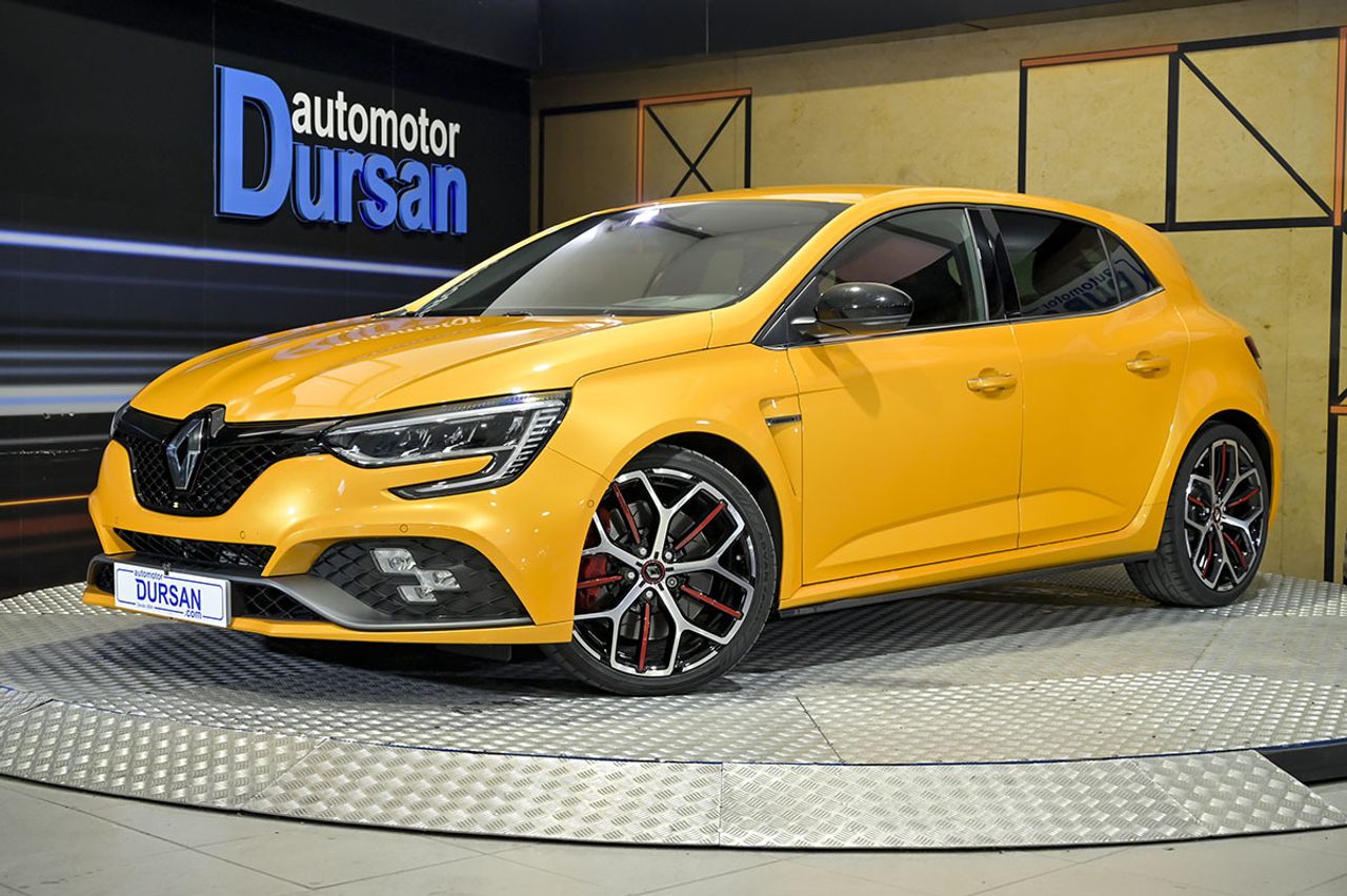 Foto renault megane 2023 /