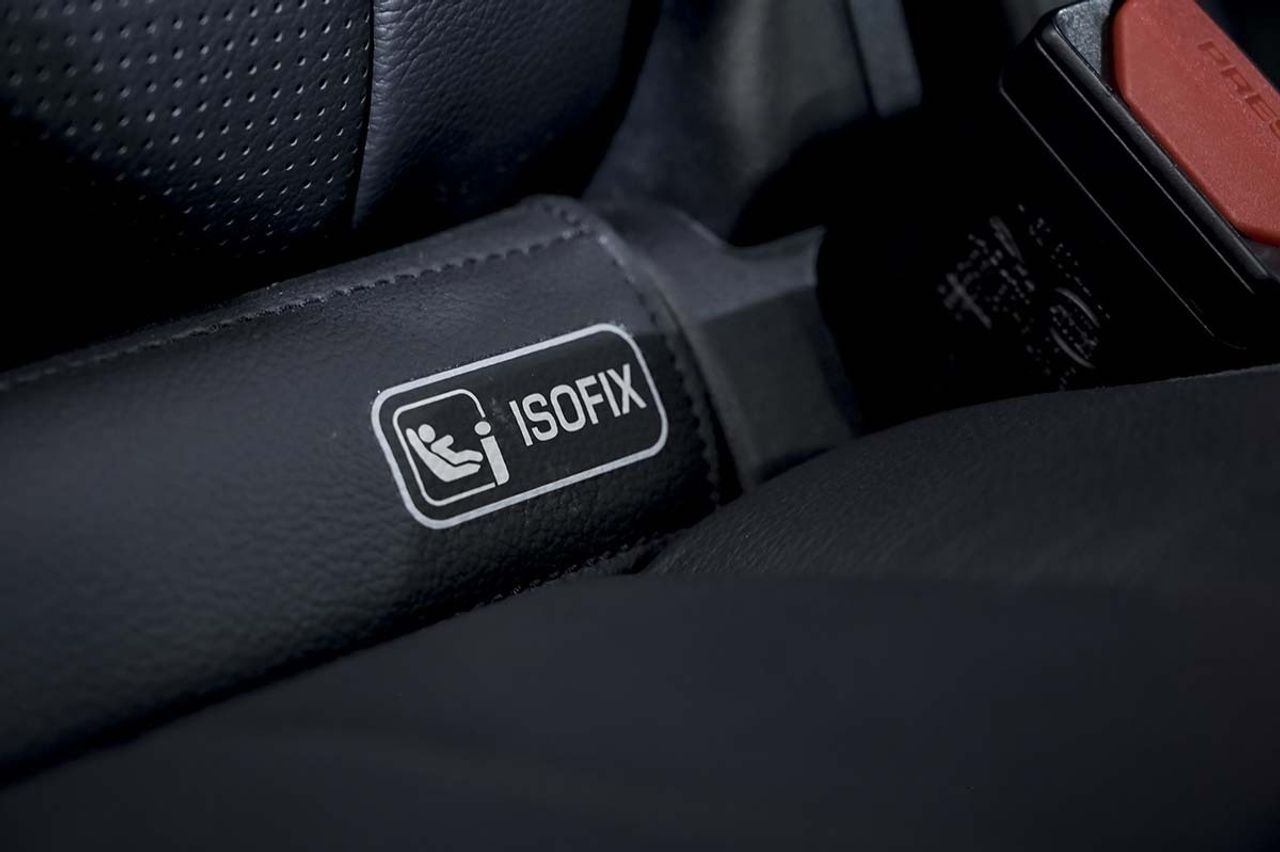 Land-Rover Discovery 2.0 I4 TD4 132kW 180CV HSE Auto - foto 72