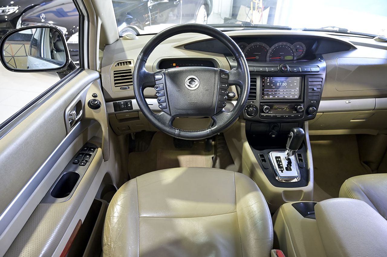 SsangYong Rodius 270Xdi Limited - foto 34