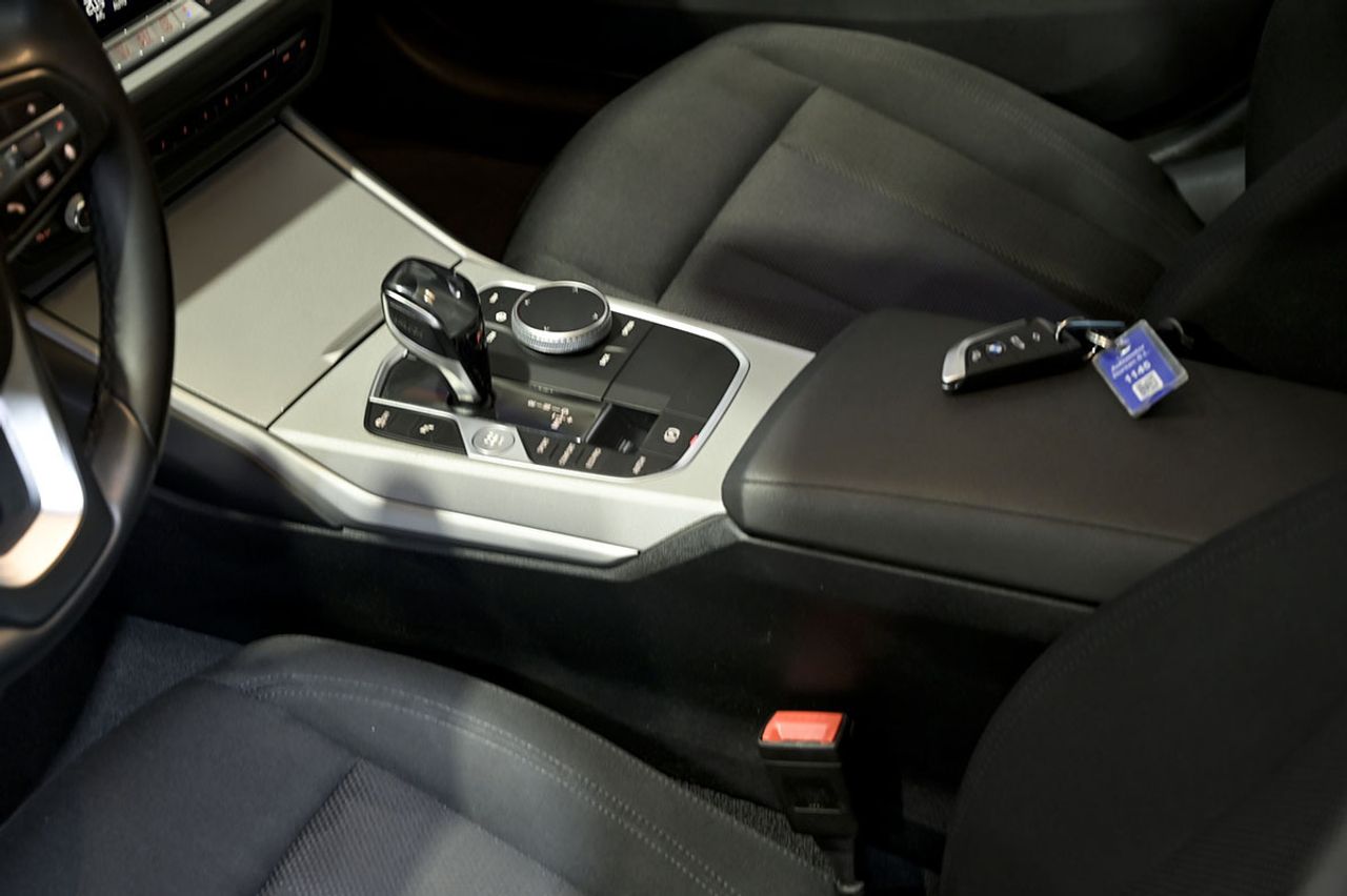 BMW Serie 3 320d Auto. - foto 33