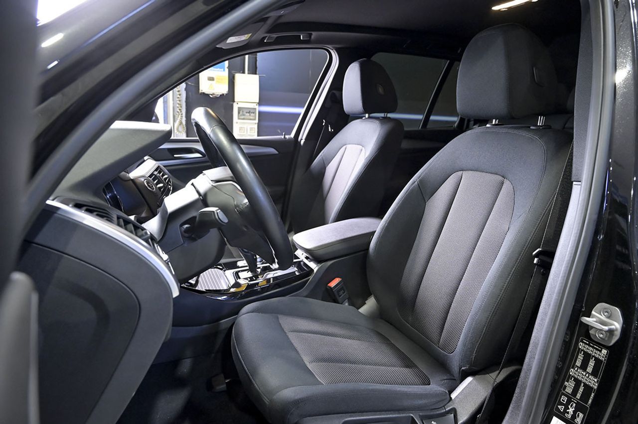 BMW X3 xDrive20d - foto 34