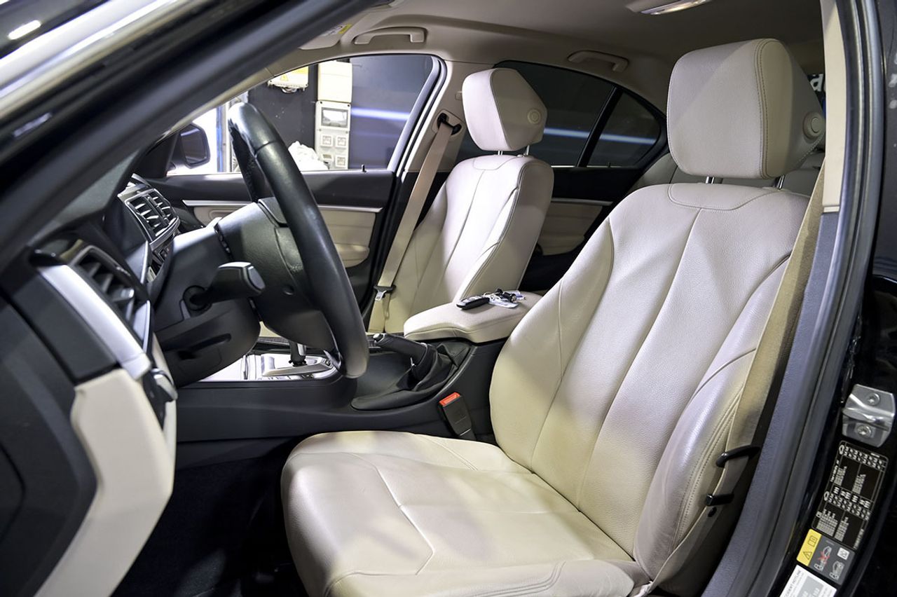 BMW Serie 3 330e - foto 24