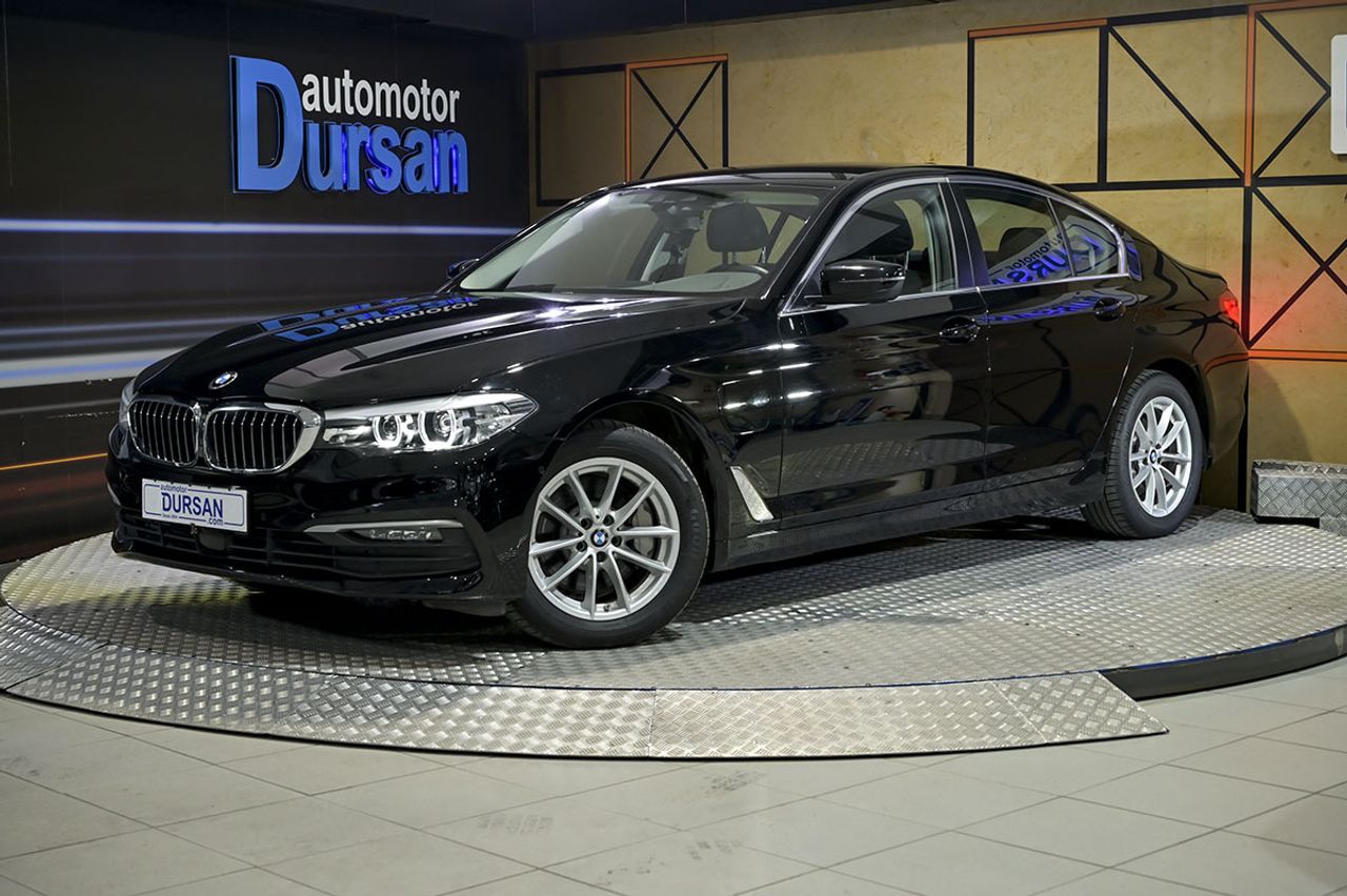 Foto bmw serie 5 2020 /
