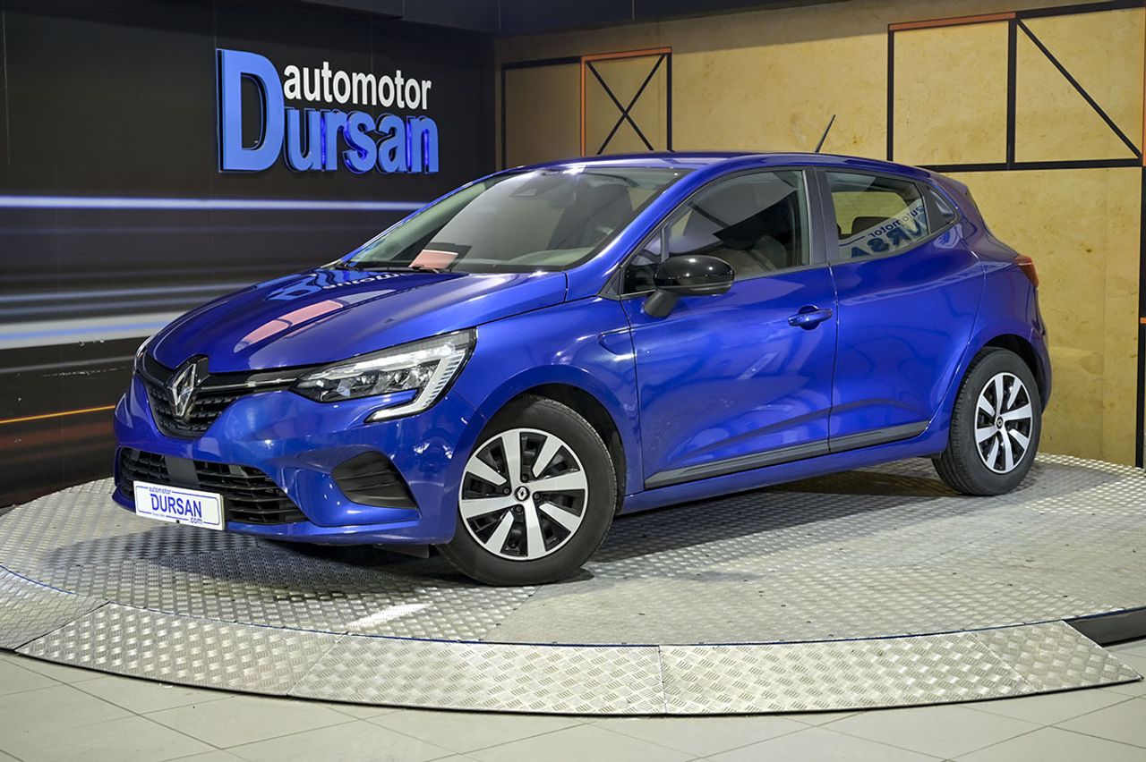 Foto renault clio 2023 /