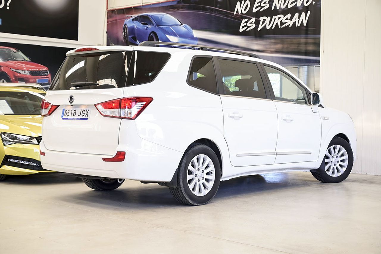 ssangyong rodius 2015 / foto grande (3)
