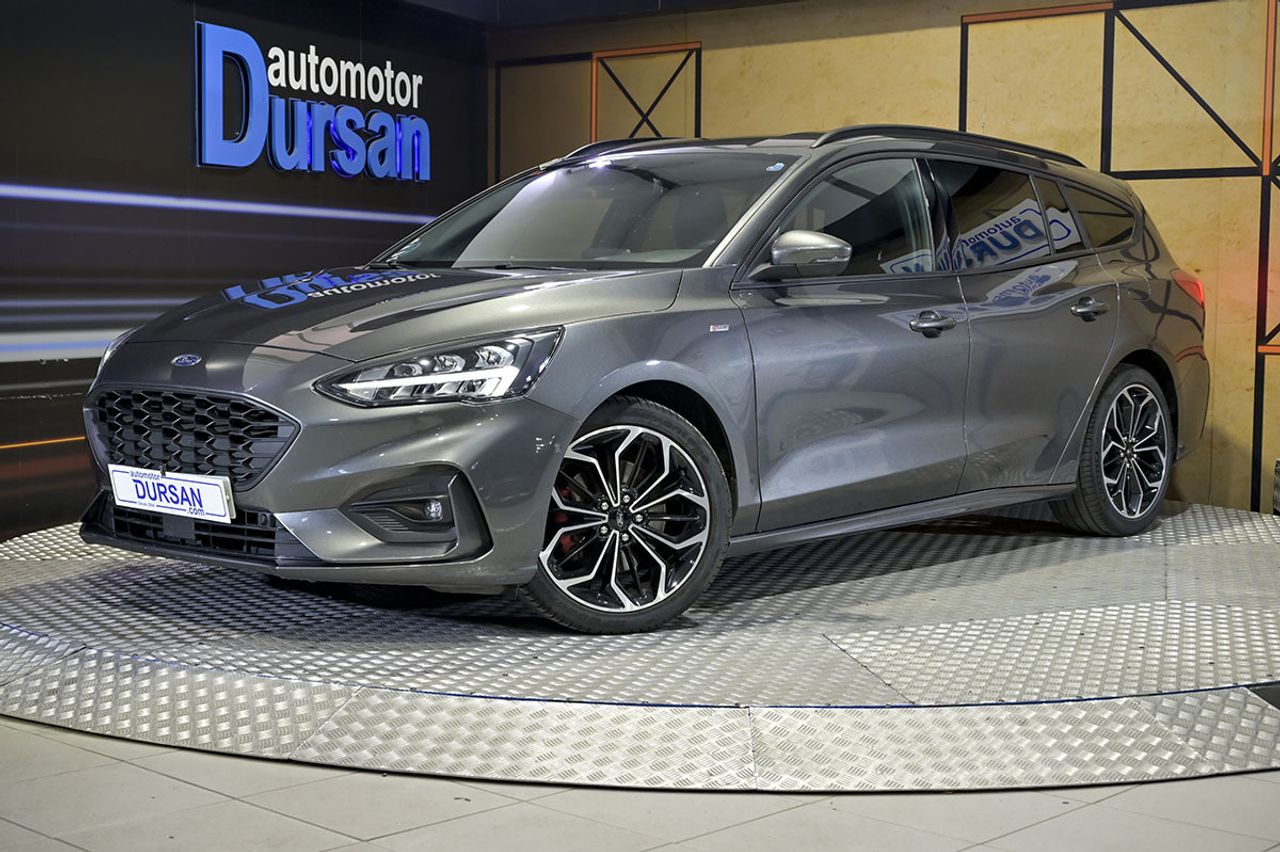 ford focus 2021 /
