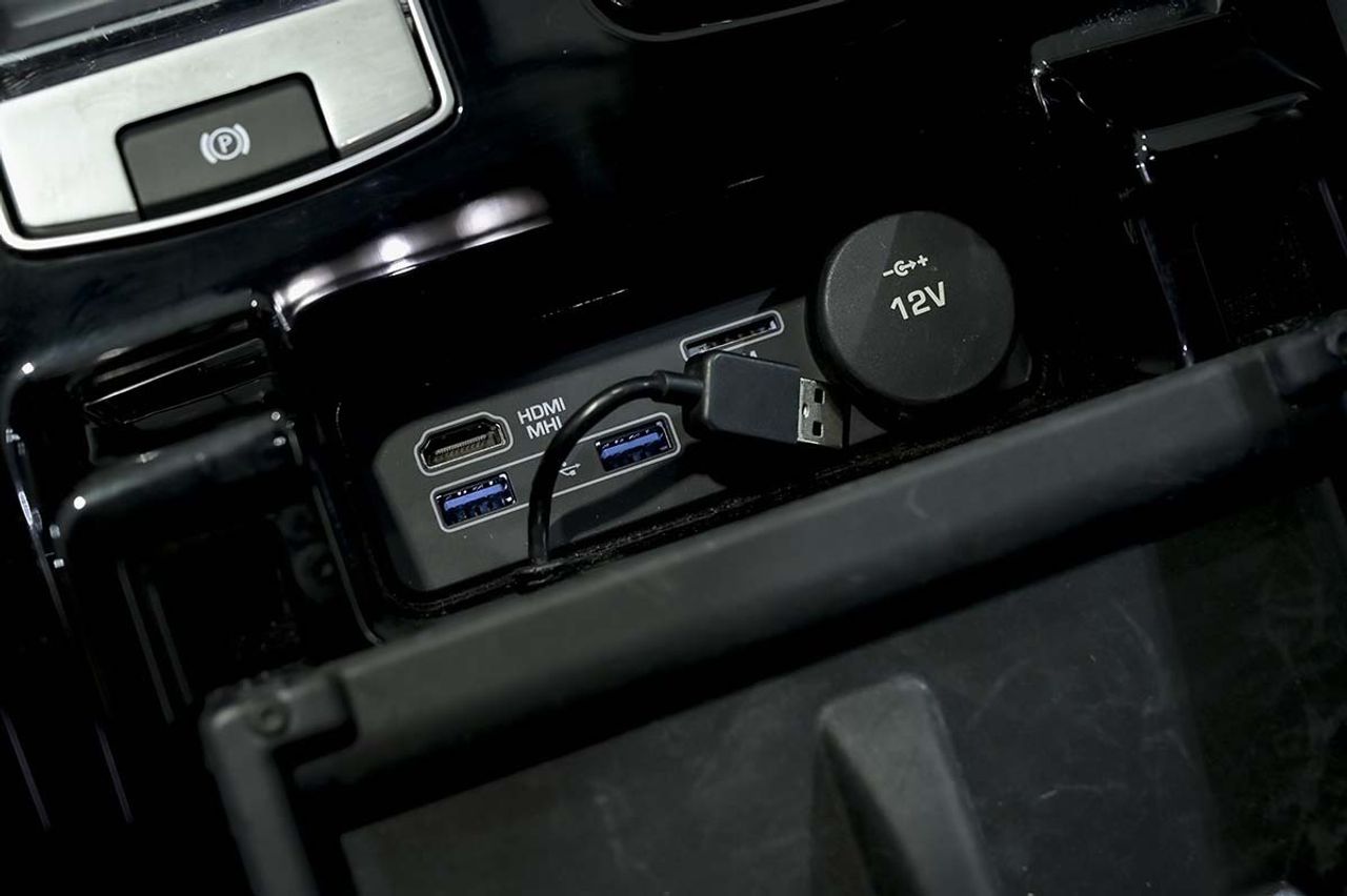 Land-Rover Discovery 2.0 I4 TD4 132kW 180CV HSE Auto - foto 61