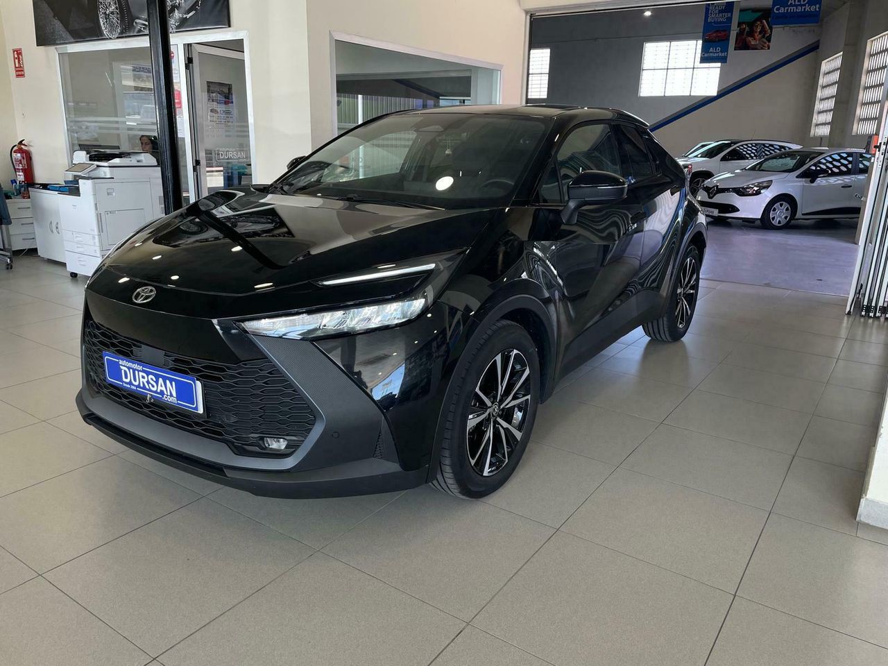 toyota c-hr 2025 /