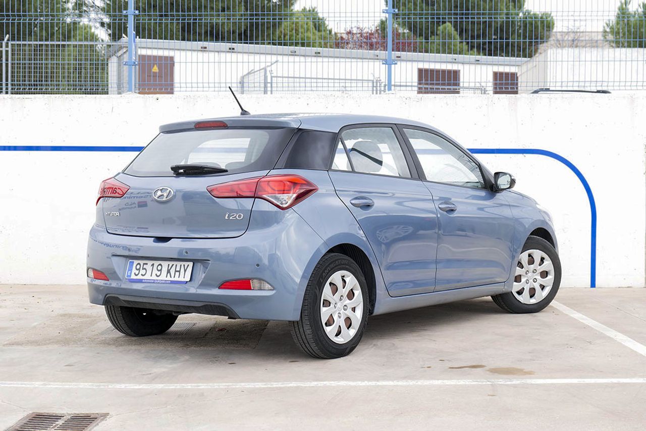 Hyundai i20 1.2 MPI Essence - foto 3