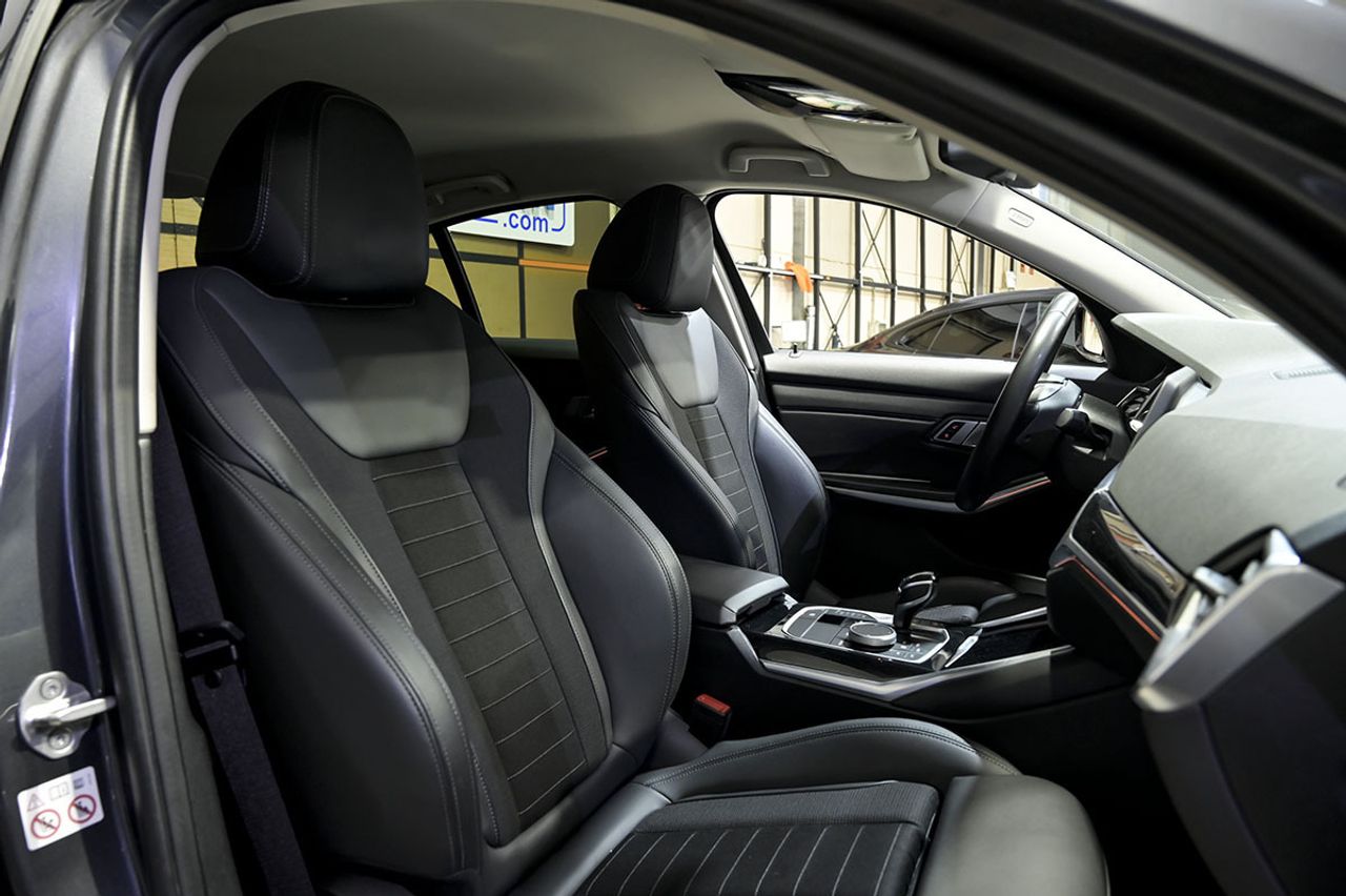 BMW Serie 3 320d Auto. - foto 41