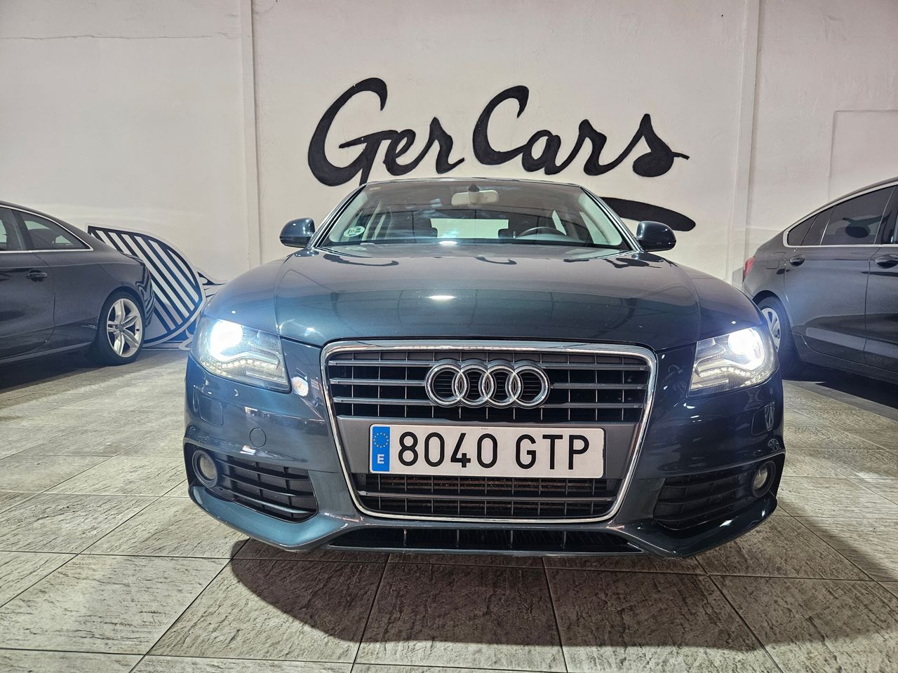 audi a4 2010 /