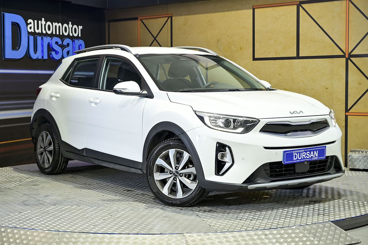 kia stonic 2022 / foto grande (2)