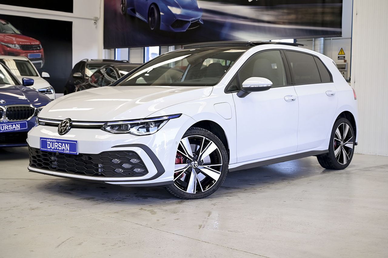 Foto volkswagen golf 2023 /