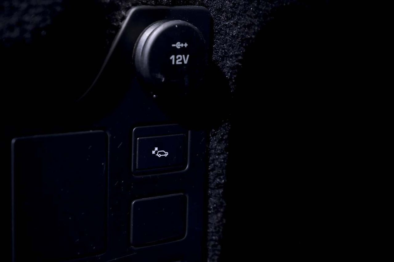 Land-Rover Discovery 2.0 I4 TD4 132kW 180CV HSE Auto - foto 58