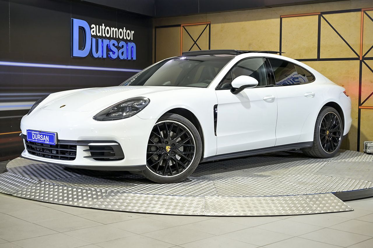 porsche panamera 2017 /