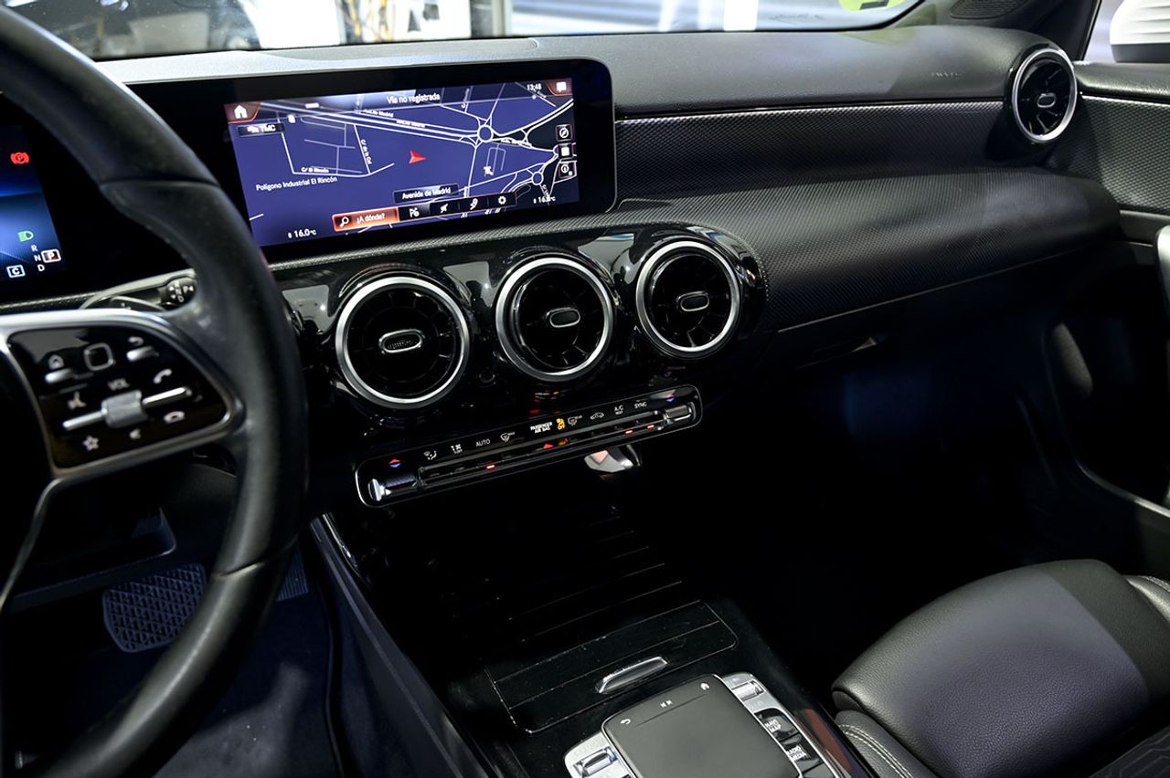 Mercedes Clase A MERCEDES-BENZ  A 180 d - foto 33